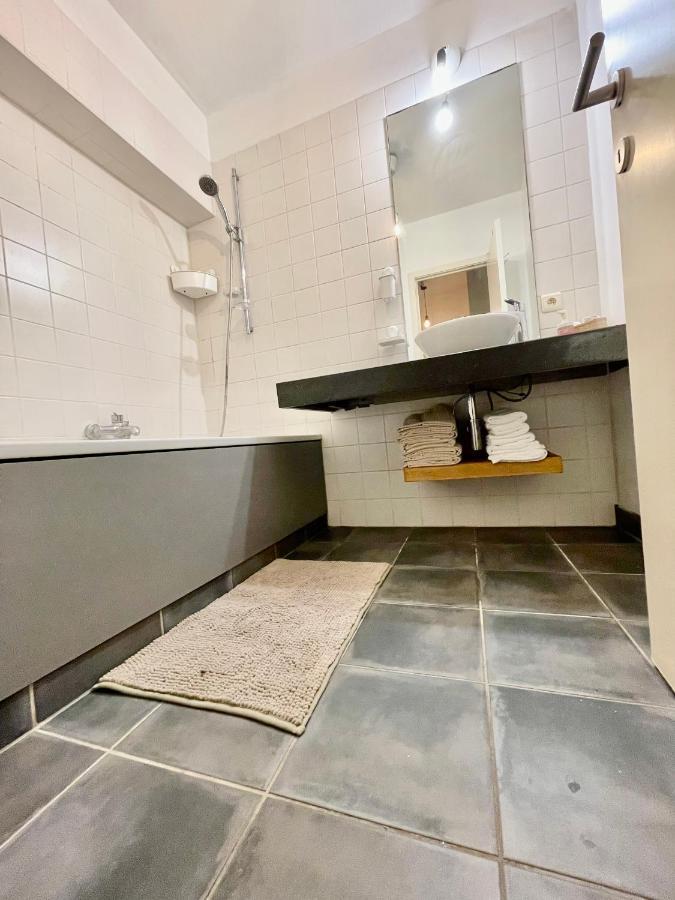 Down-Town 1 Bedroom Flat Brussels Luaran gambar