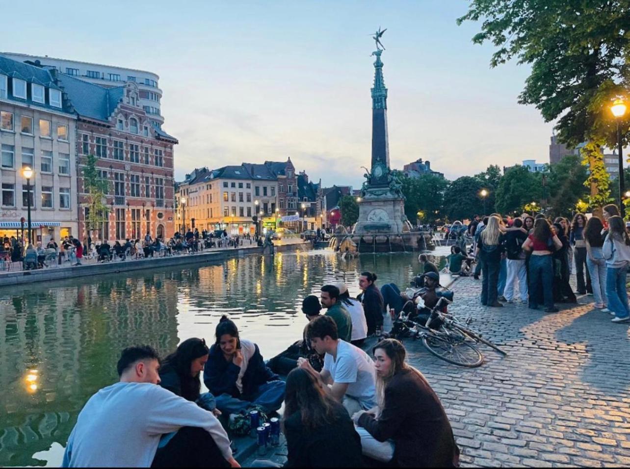 Down-Town 1 Bedroom Flat Brussels Luaran gambar